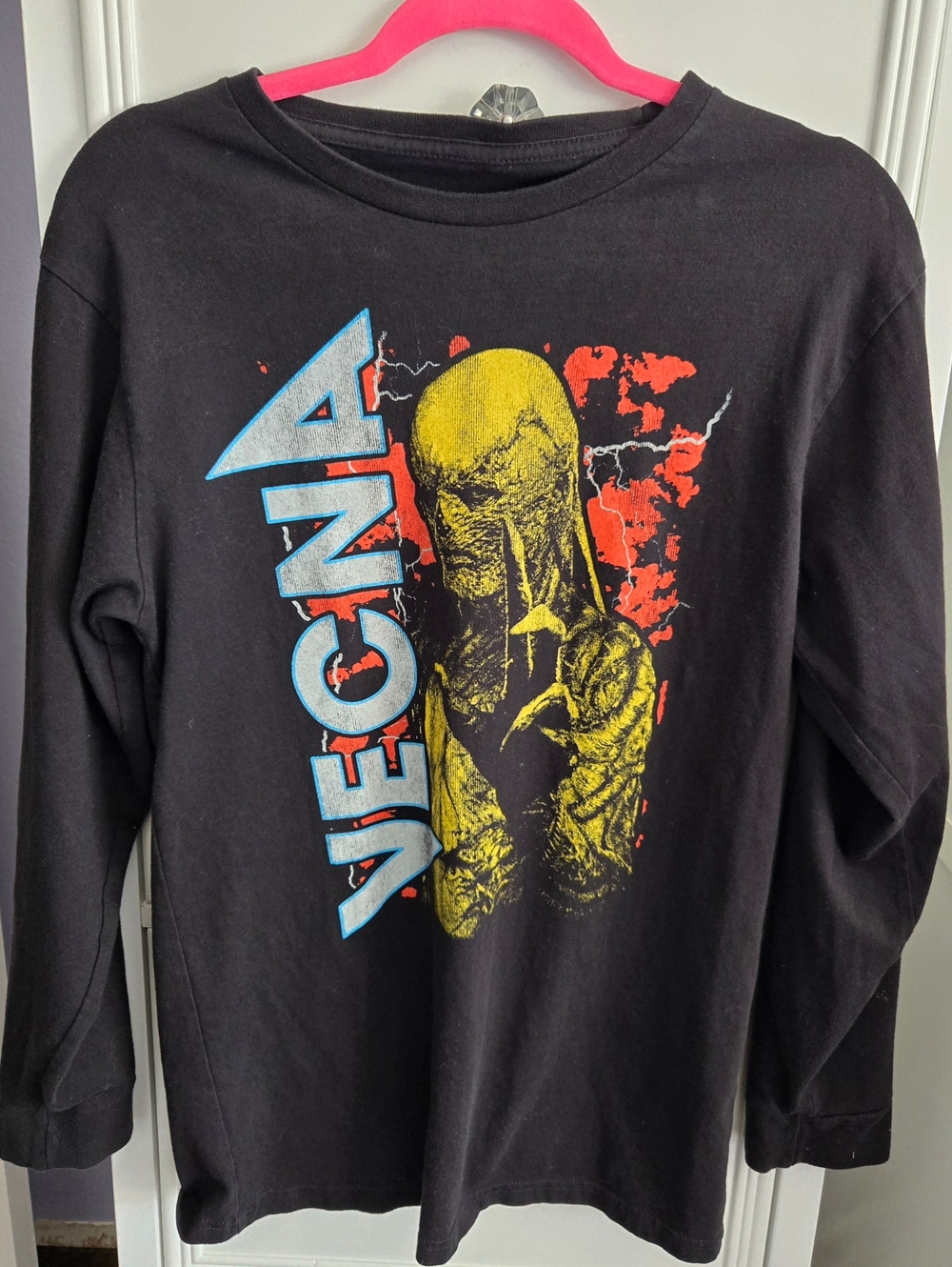 Netflix Stranger Things Vecna Long Sleeve Tee Shirt Size S